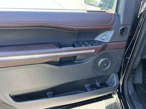 Certified 2023 Ford Expedition Max Limited AWD/4WD image 17
