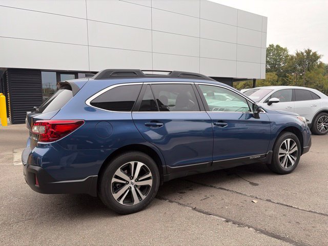 Used 2019 Subaru Outback 2.5i Limited w/ Popular Package #2 AWD/4WD image 3