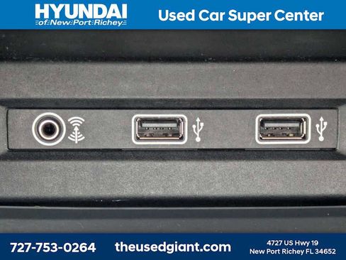 Used 2018 Volkswagen Tiguan SE FWD image 29