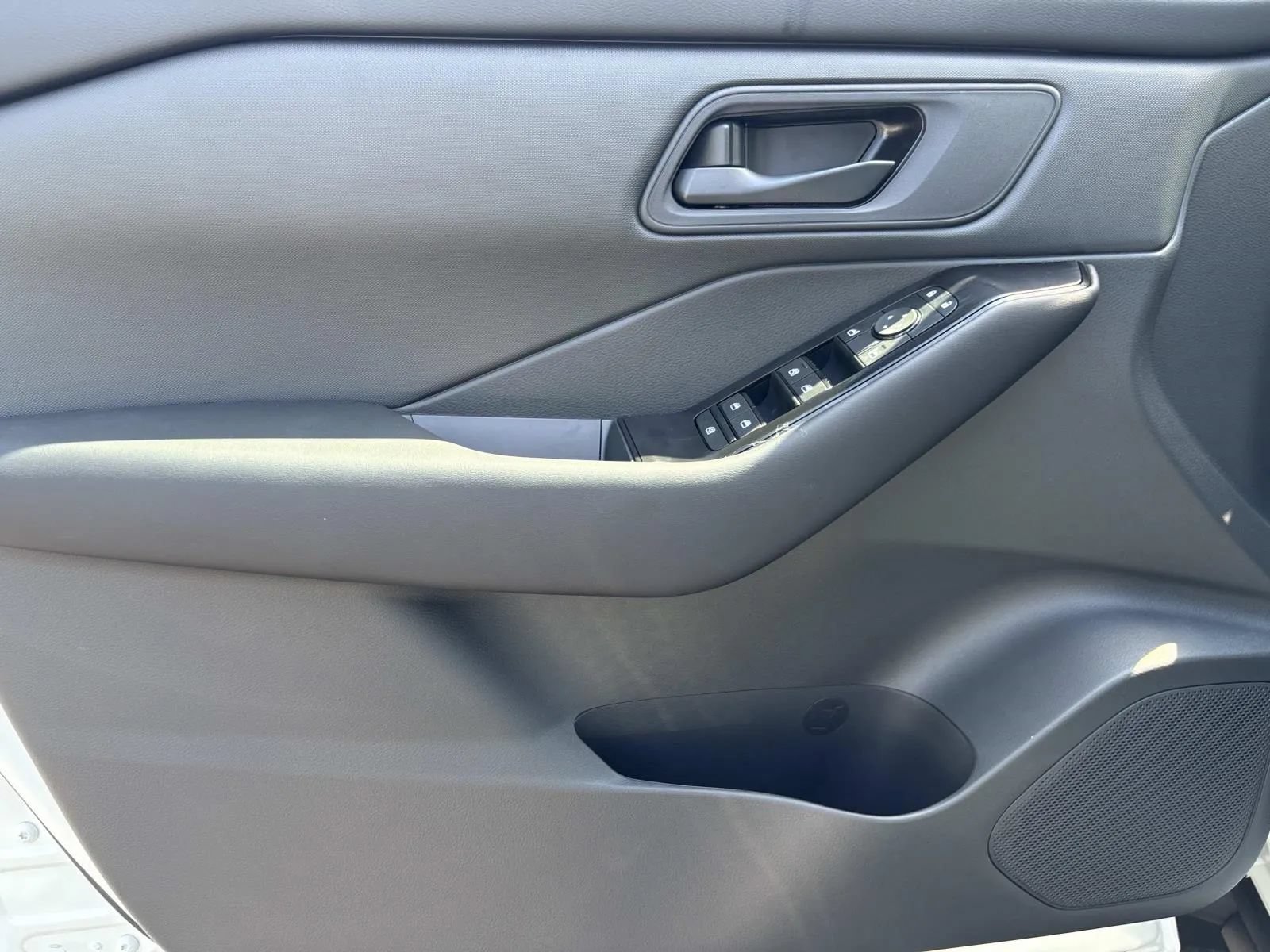 New 2026 Nissan Rogue S FWD image 20