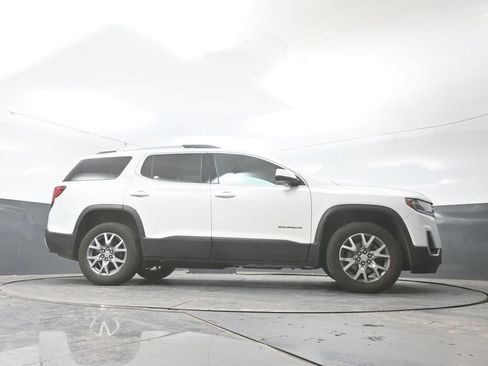 Used 2020 GMC Acadia SLT image 28