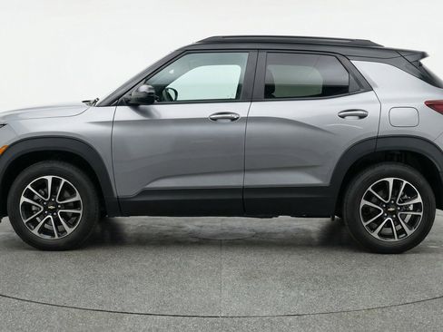 Used 2025 Chevrolet TrailBlazer LT AWD/4WD image 5