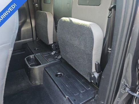 Used 2019 Toyota Tacoma SR w/ SR Convenience Package image 5