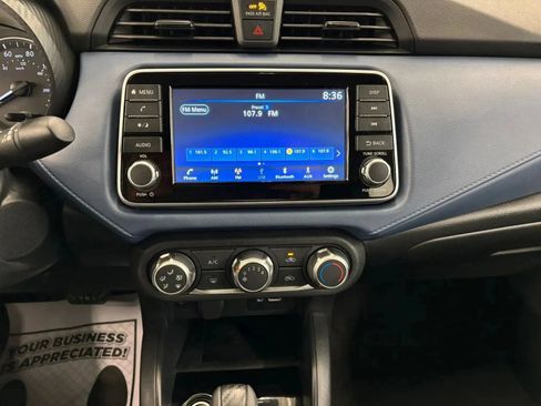 Used 2025 Nissan Versa SV FWD image 40