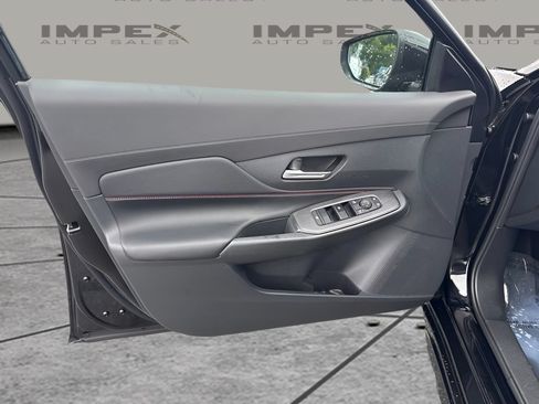 Used 2026 Nissan Sentra SR w/ Floor Mat Package FWD image 13