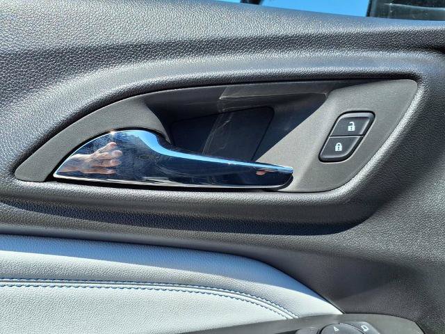 New 2026 Chevrolet Trax LT w/ Driver Confidence Package FWD image 14