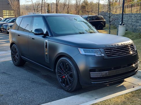 New 2026 Land Rover Range Rover SV image 10