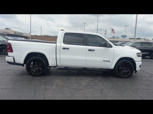 Used 2025 RAM 1500 Laramie w/ Night Edition AWD/4WD image 9