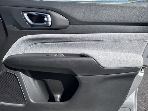 Used 2023 Jeep Compass Latitude w/ Convenience Group image 59