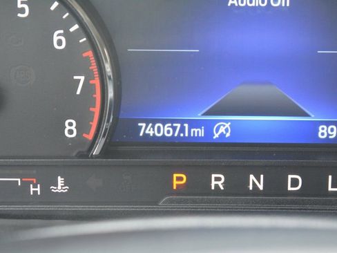 Used 2023 Ford Explorer XLT w/ Equipment Group 202A image 13