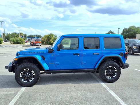 Used 2024 Jeep Wrangler Unlimited Rubicon 4xe AWD/4WD image 4