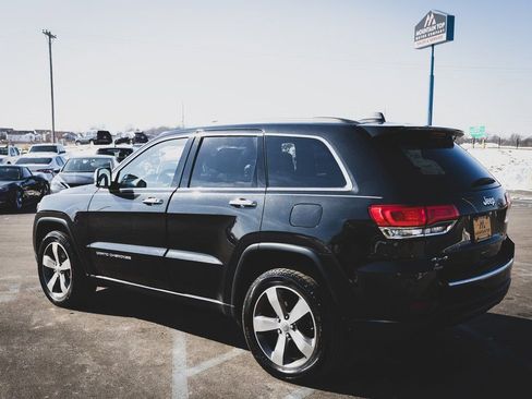 Used 2015 Jeep Grand Cherokee Limited w/ Luxury Group II image 28