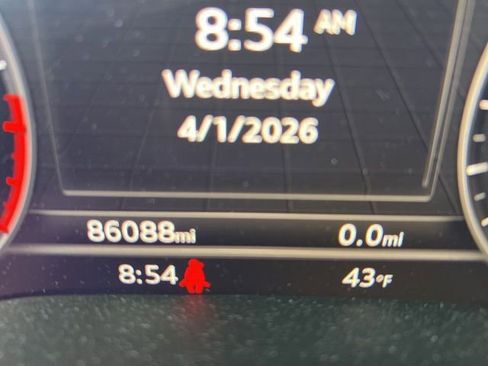 Used 2018 Audi Q5 2.0T Premium Plus w/ Premium Plus Package image 13