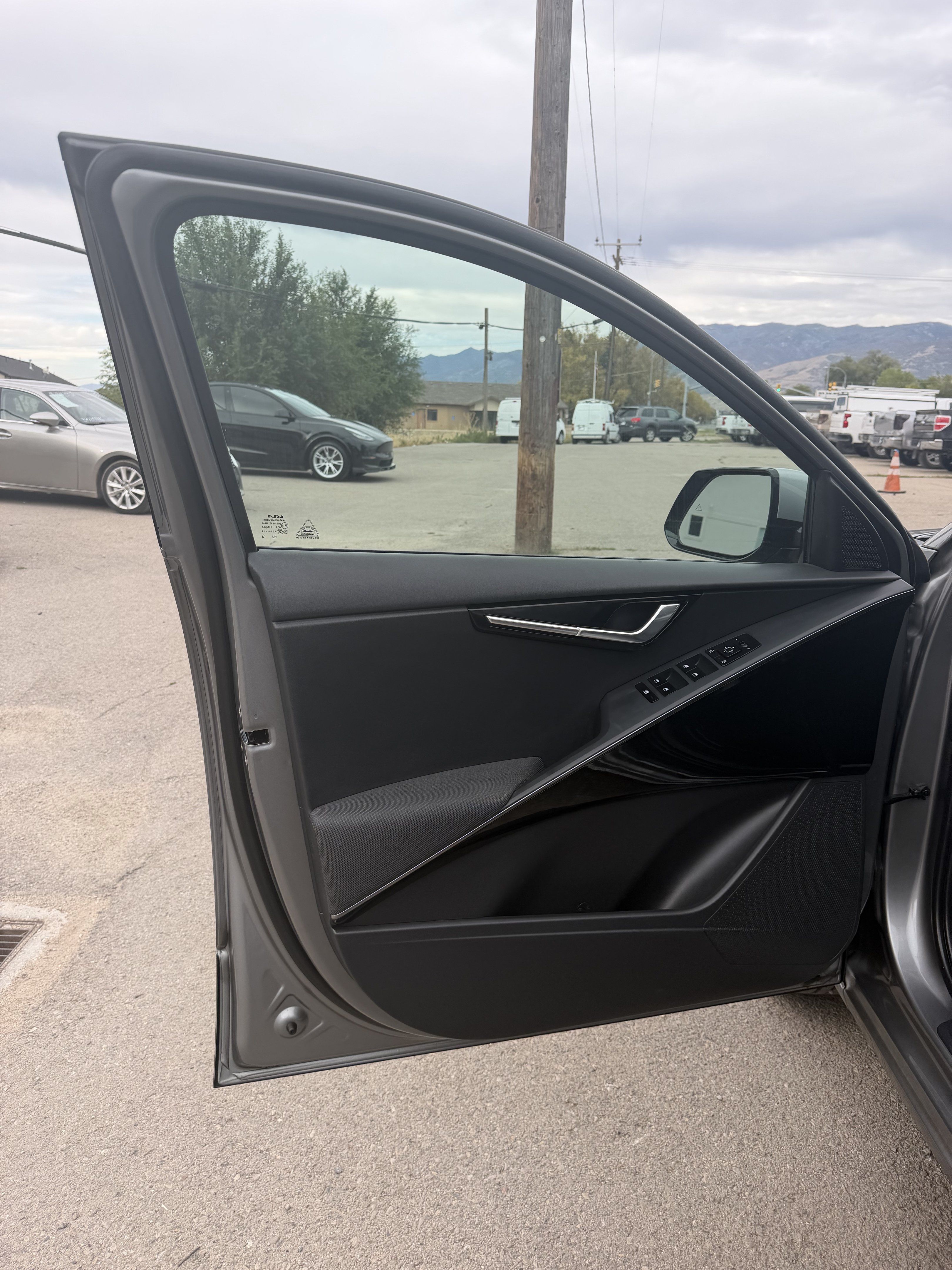 Used 2024 Kia Niro Wind FWD image 17