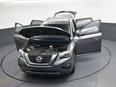 Used 2019 Nissan Pathfinder SL image 44