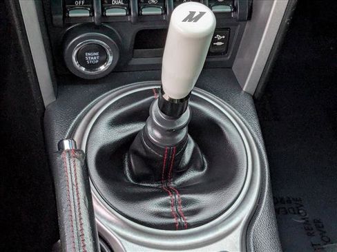 Used 2015 Subaru BRZ Limited image 12