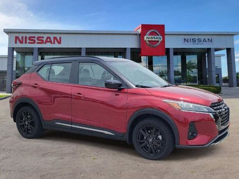 Certified 2023 Nissan Kicks SR w/ SR Premium Package FWD image 2