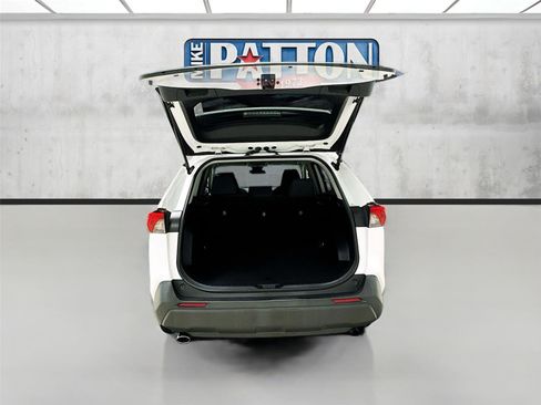 Used 2021 Toyota RAV4 XLE FWD image 24