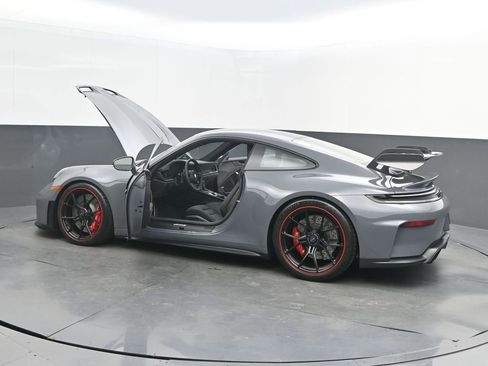 Certified 2026 Porsche 911 GT3 image 41