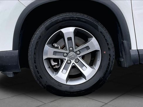 Used 2023 Honda Pilot EX-L image 10