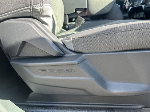 New 2025 Ford F450 XL w/ XL Chrome Package image 28