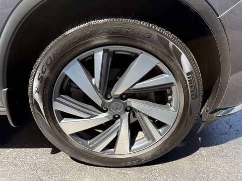 Used 2017 Nissan Murano Platinum w/ Platinum Technology Package AWD/4WD image 6