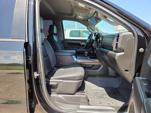 Used 2022 Chevrolet Silverado 1500 RST AWD/4WD image 22