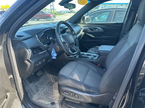 Used 2023 Chevrolet Traverse LT w/ LPO, Floor Liner Package AWD/4WD image 7