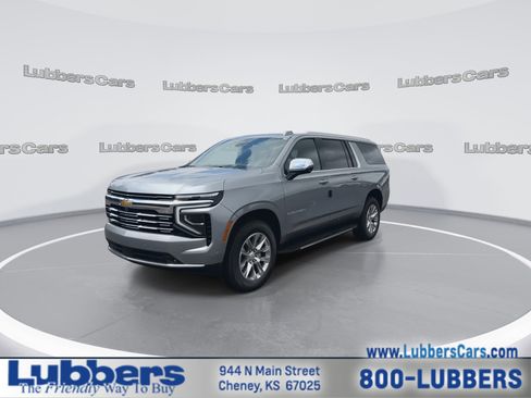 New 2025 Chevrolet Suburban Premier AWD/4WD image 4