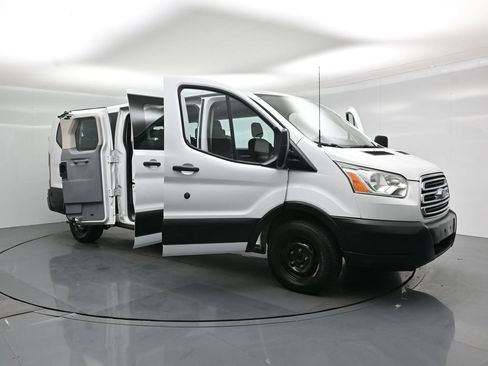 Certified 2019 Ford Transit 350 XLT RWD image 33
