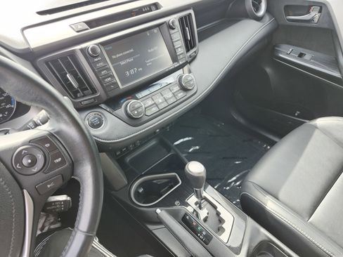 Used 2017 Toyota RAV4 Limited image 26