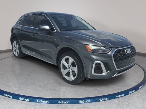 Used 2023 Audi Q5 2.0T Premium Plus w/ Premium Plus Package AWD/4WD image 4