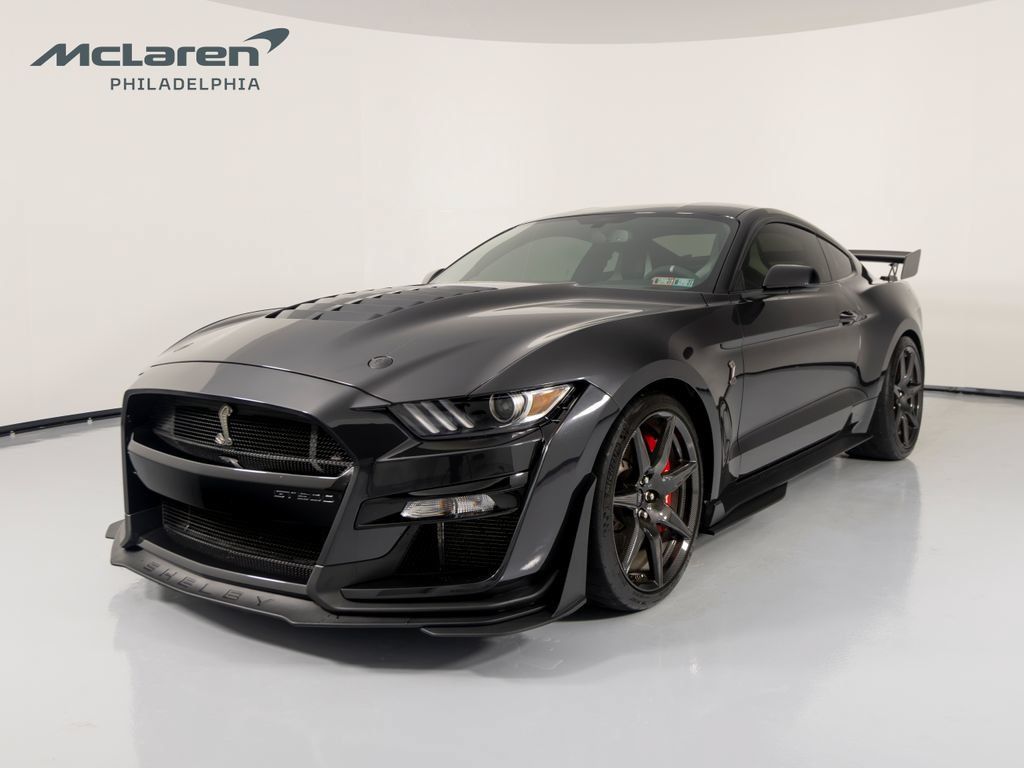 Used 2022 Ford Mustang Shelby GT500 w/ Carbon Fiber Track Pack RWD image 1