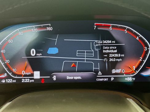 Used 2022 BMW 330i Sedan w/ Premium Package 2 RWD image 16