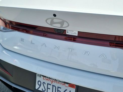 Certified 2025 Hyundai Elantra SEL w/ Cargo Package image 23