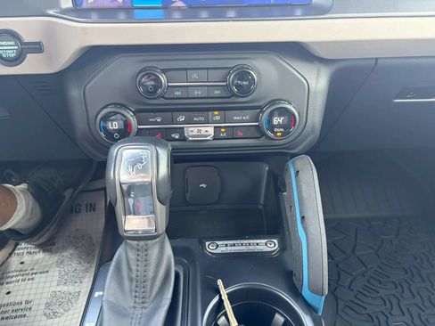 Used 2024 Ford Bronco Wildtrak AWD/4WD image 16