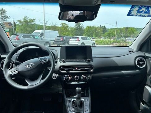 Used 2023 Hyundai Kona SEL w/ Cargo Package AWD/4WD image 12