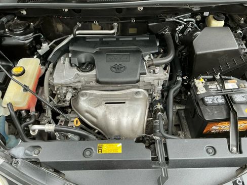Used 2015 Toyota RAV4 LE image 23