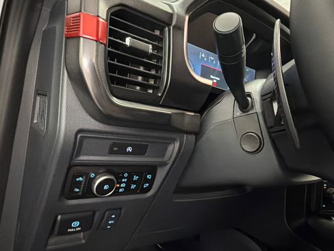 Used 2025 Ford F150 Raptor AWD/4WD image 36