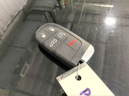 Used 2022 RAM 1500 Lone Star image 11