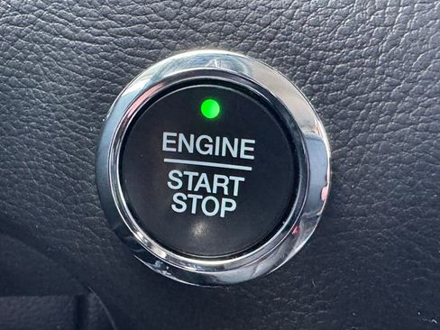 Used 2022 Ford Edge SEL w/ Convenience Package image 11