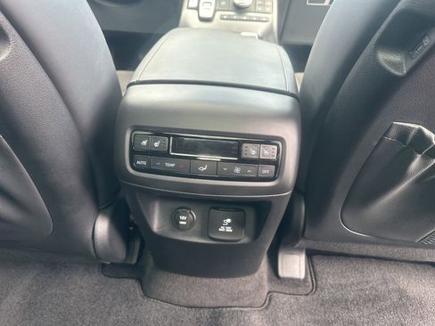 Used 2024 Hyundai Palisade Calligraphy AWD/4WD image 13