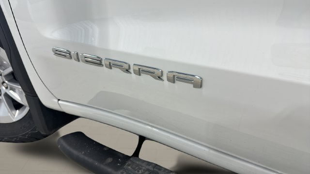 Used 2024 GMC Sierra 1500 SLE AWD/4WD image 37