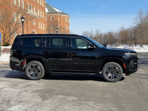 New 2026 Jeep Grand Wagoneer image 5