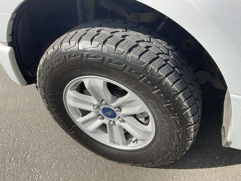 Used 2017 Ford F150 XL w/ Equipment Group 101A Mid image 9