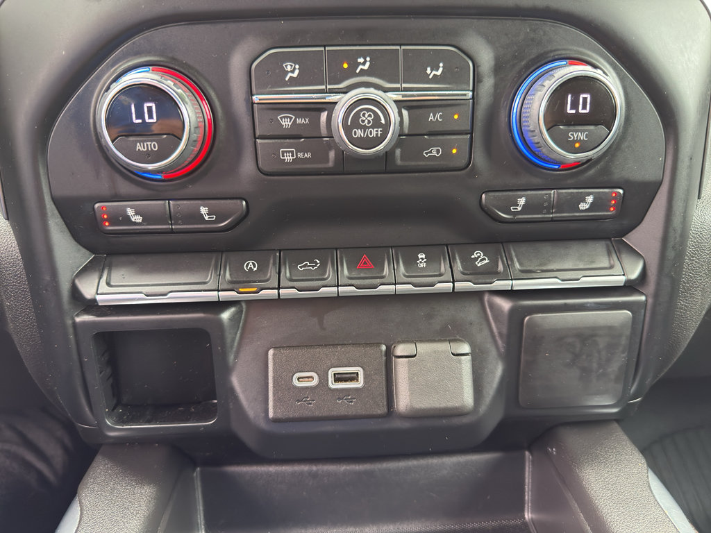 Used 2022 Chevrolet Silverado 1500 LT Trail Boss w/ Bed Protection Package AWD/4WD image 33