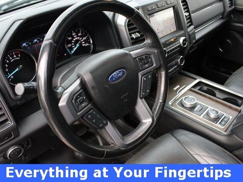 Used 2018 Ford Expedition Max Platinum image 2