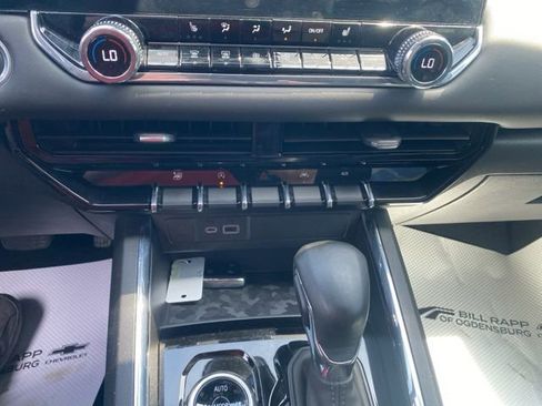 Used 2024 GMC Canyon Elevation w/ Convenience Package AWD/4WD image 14