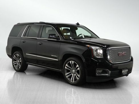 Used 2017 GMC Yukon Denali image 8