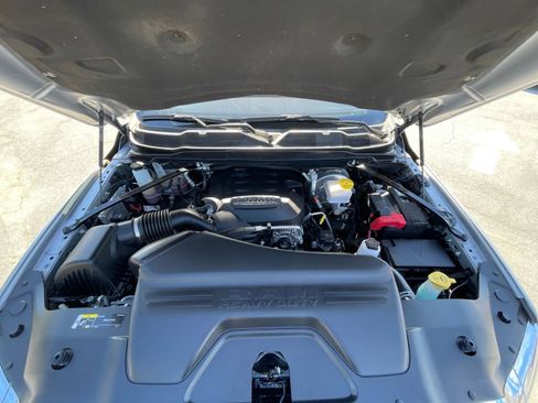 Used 2024 RAM 2500 Big Horn w/ Safety Group image 35